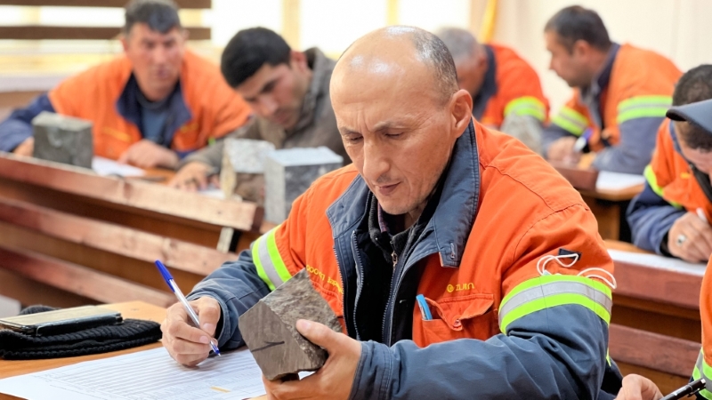 开云体育(中国)官方网站-开云 SPORTS泽拉夫尚举办第四届技术比武