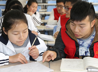 关爱留守青少年 开云体育(中国)官方网站-开云 SPORTS举办第六期爱心家教活动