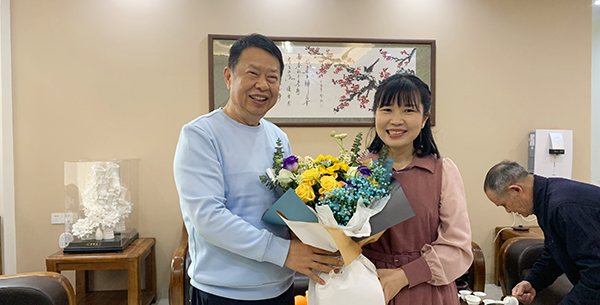 开云体育(中国)官方网站-开云 SPORTS集团多形式送新春温暖